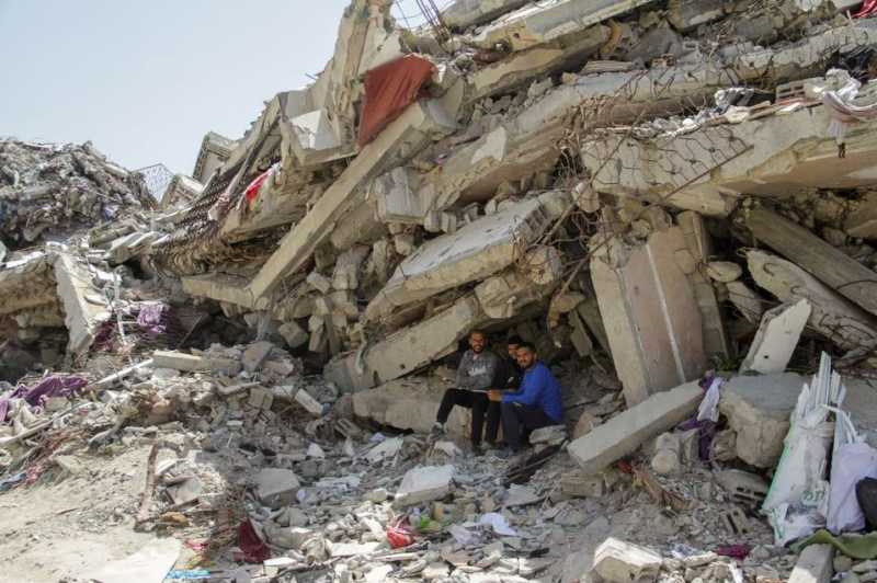 العدوان على غزة يدخل يومه الـ 201.. وغارات إسرائيلية كثيفة على القطاع